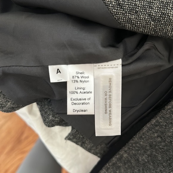 Beautiful charcoal grey & black tweed button up coat with lovely details sz4🖤 - Picture 8 of 8